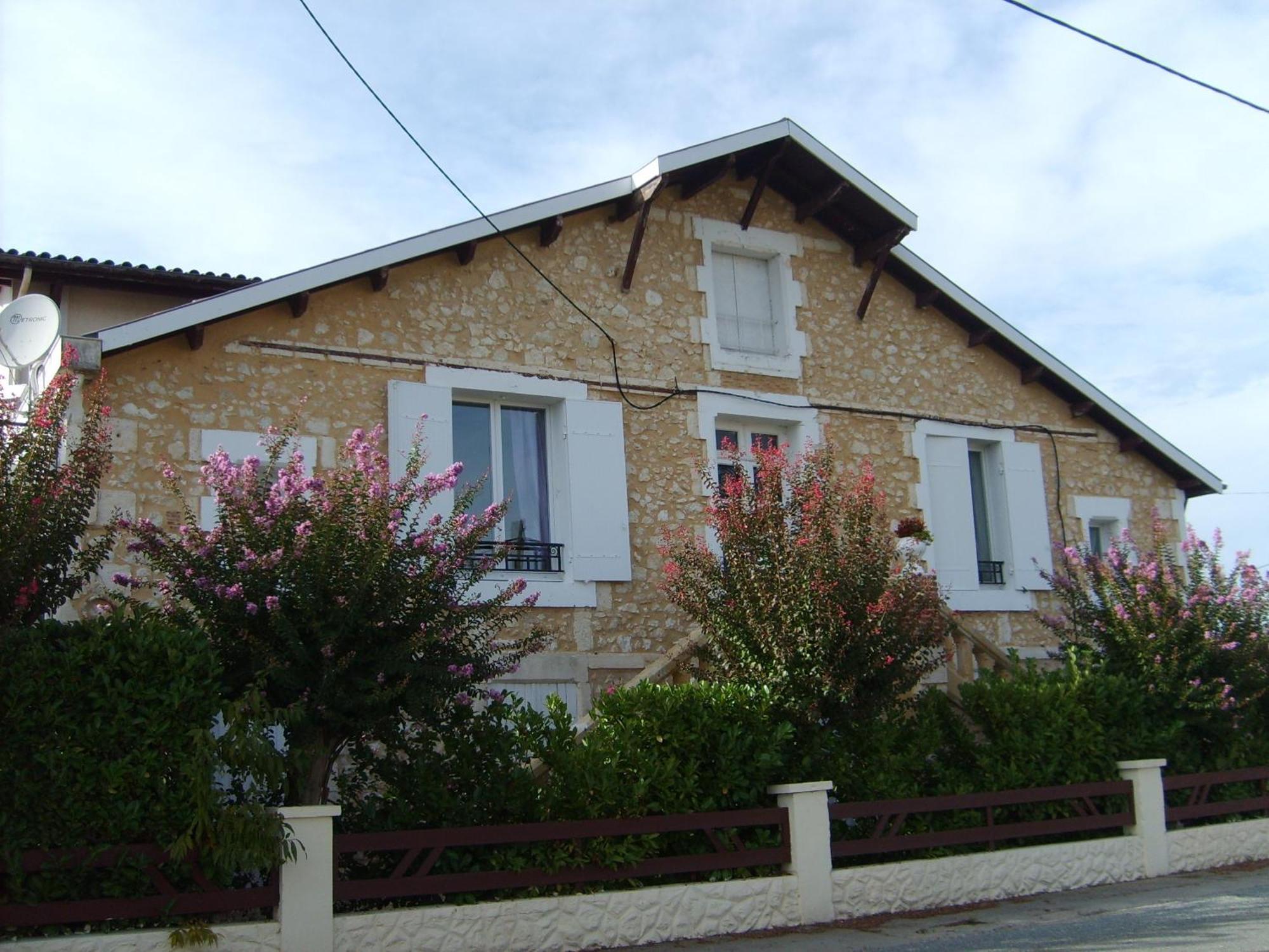 Bed and Breakfast Le Chalet des Vignes à Monbazillac Extérieur photo