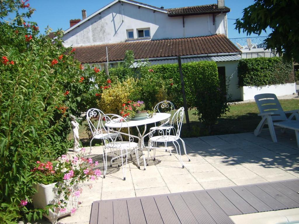 Le Chalet des Vignes Monbazillac Extérieur photo